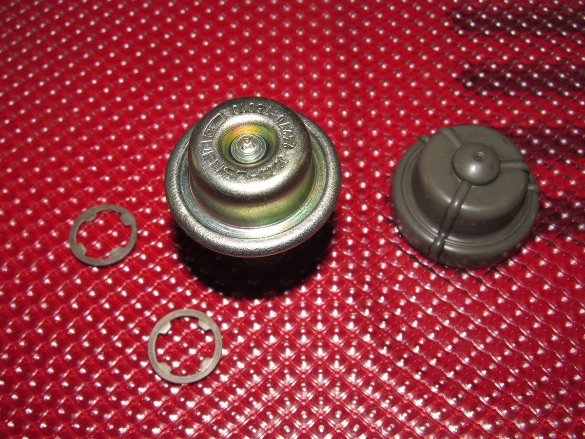 91 92 93 94 95 Toyota MR2 2.2L OEM Fuel Rail Pulsation Damper Autopart3