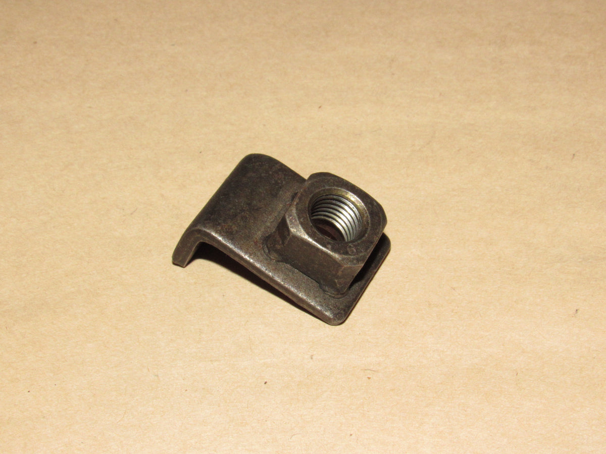よた For 1986-1996 Nissan 300ZX Manual Trans Seal Rear 91458ZY 1987