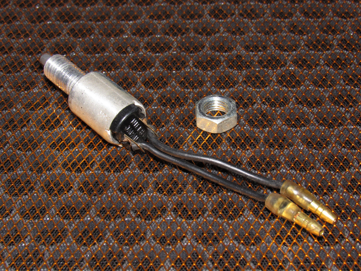 75 76 77 78 Datsun 280z OEM Brake Light Pedal Switch Autopart3