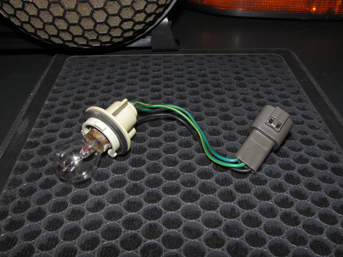 89 90 91 92 93 94 Nissan 240sx OEM Front Turn Signal Light Bulb