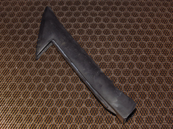 93-02 Pontiac Firebird OEM Front Window Corner Rubber Seal Weather Stripping - Right