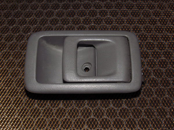99-02 Toyota 4runner OEM Interior Door Handle Right