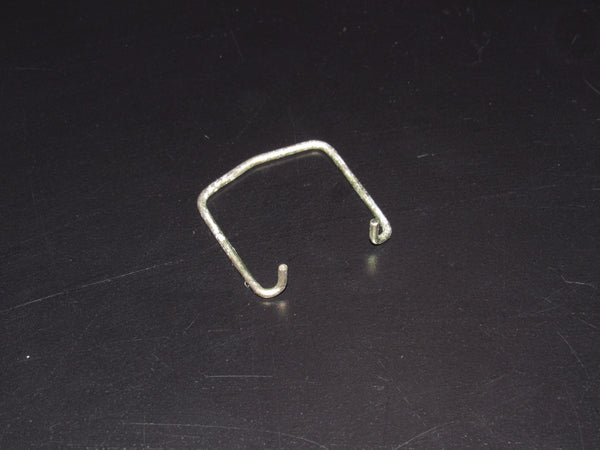 99-02 Toyota 4runner OEM Front Door Lock Cylinder Retainer Clip