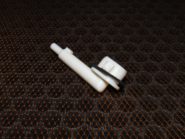 99 00 01 02 03 04 05 Mazda Miata OEM Battery Breather Hose Adapter Connector
