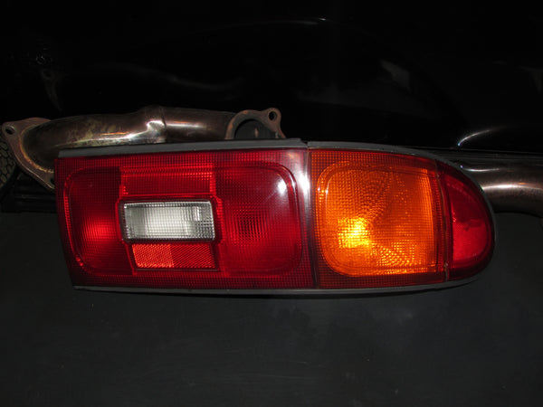 92 93 Toyota Celica OEM Hatchback Tail Light - Right