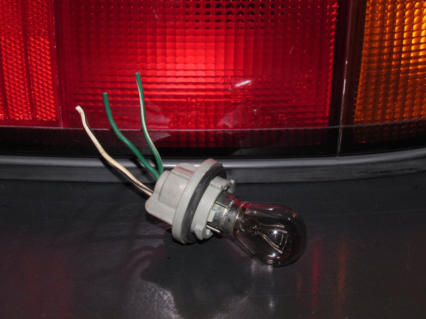 91 92 93 Toyota MR2 OEM Tail Light Outer Brake Light Bulb Socket - Right
