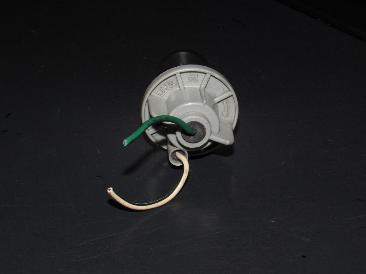 91 92 93 Toyota MR2 OEM Tail Light Turn Signal Light Bulb Socket - Rig ...