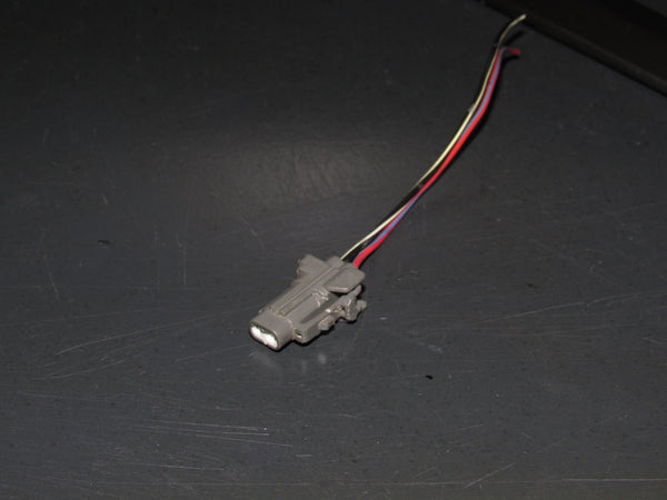 03 04 05 06 07 Infiniti G35 OEM Front Side Marker Light Pigtail Harness Plug - Left