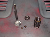 91 92 93 94 95 Toyota MR2 OEM Exhaust Valve Spring Retainer & Collet - 5SFE