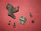 94 95 96 Mitsubishi 3000GT NA OEM M/T Shifter Cable Holder Bracket