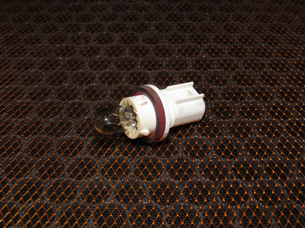 00 01 02 03 04 05 Mitsubishi Eclipse OEM Rear Side Marker Corner Light Bulb Socket - Right