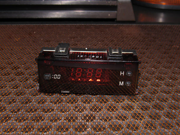 00 01 02 03 04 05 Toyota MR2 OEM Interior Dash Digital Clock