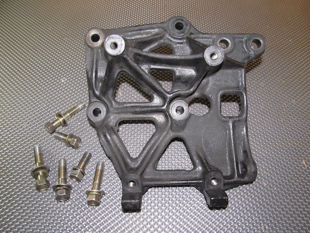94 95 96 Mitsubishi 3000GT NA OEM A/C Compressor Mounting Bracket ...