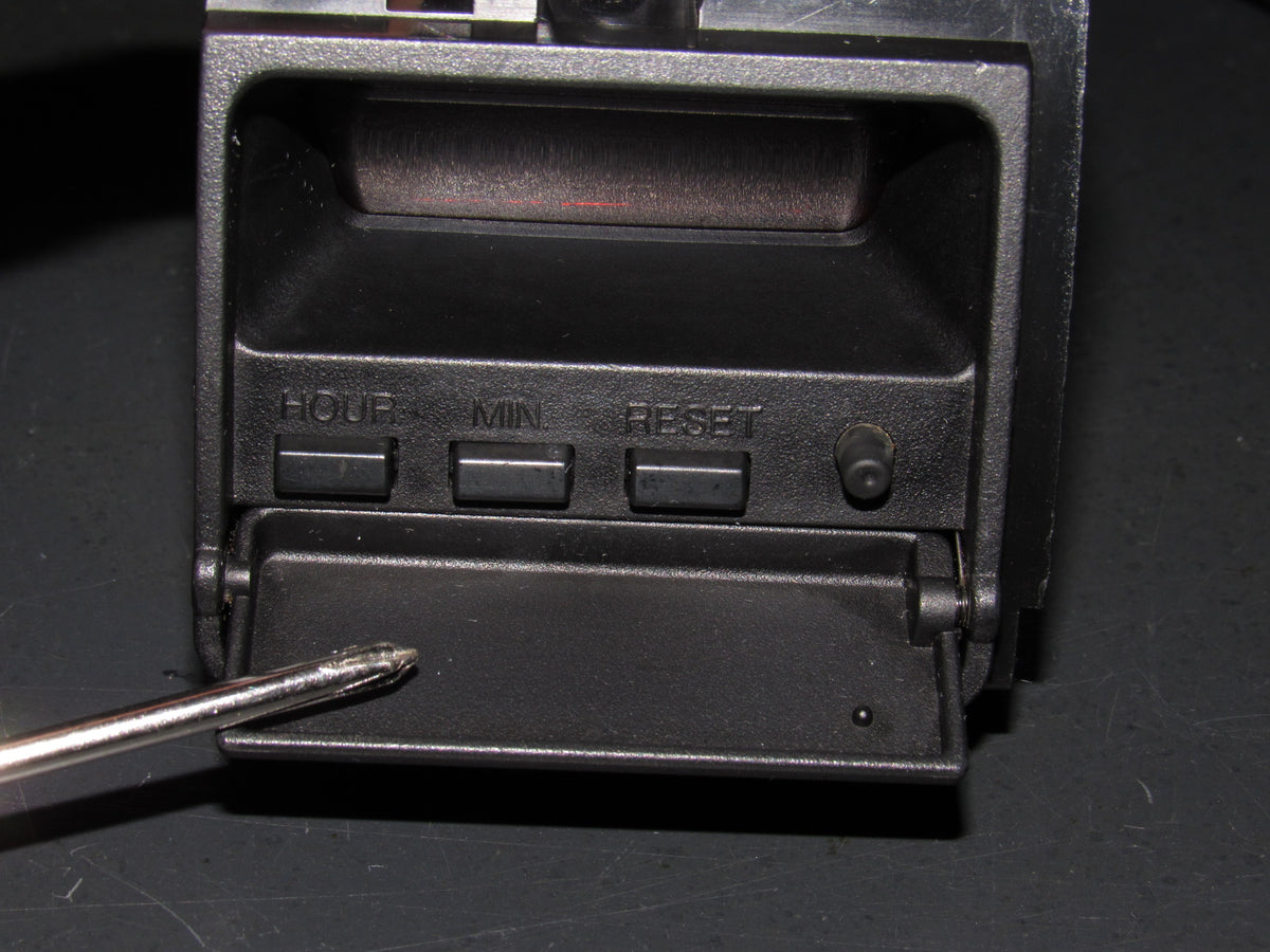 97 98 99 00 01 Honda Prelude OEM Dash Digital Clock – Autopart3