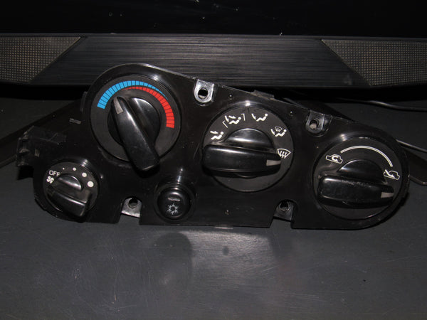 90 91 92 93 94 Mitsubishi Eclipse OEM Temperature Climate Control Unit