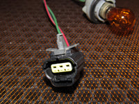 90 91 92 93 94 95 96 97 Mazda Miata OEM Front Turn Signal Light Bulb Socket - Right