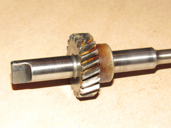 79 80 Datsun 280zx OEM Engine Oil Pump Drive Shaft & Sprocket Gear –  Autopart3