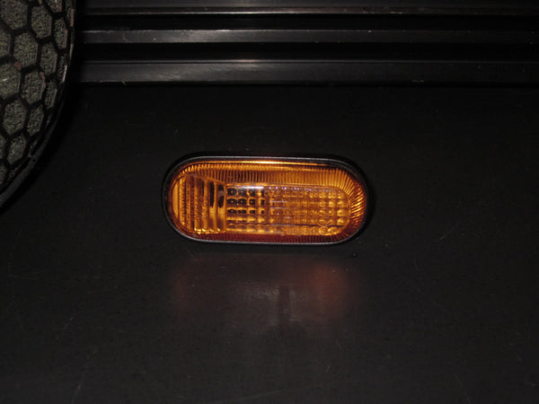 00 01 02 03 04 05 06 07 08 09 Honda S2000 OEM Front Side Marker Light Lamp - Left