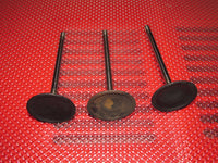 99-00 Ford Mustang V6 OEM Engine Intake Valve - Right