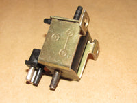 88 89 90 91 92 93 94 Lotus Esprit OEM Engine Air Vacuum Valve Solenoid