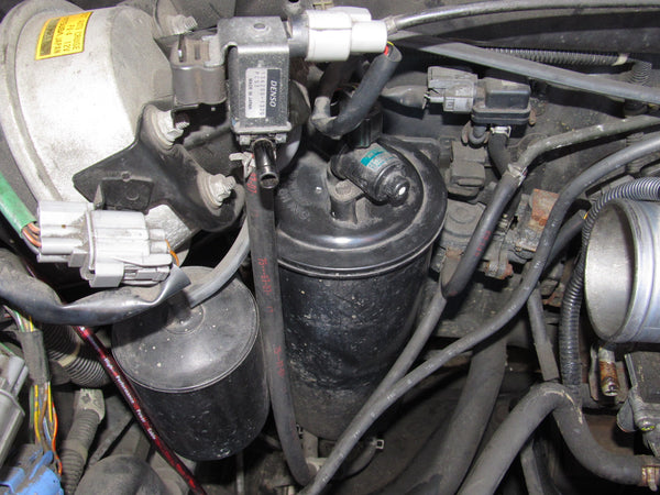 97 98 99 00 01 Honda Prelude OEM Purge Vacuum Switch Valve Solenoid 136200-1320
