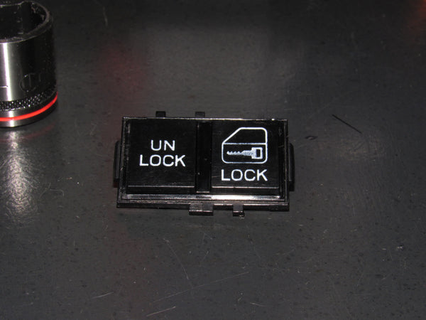 87 88 89 90 91 92 Pontiac Trans Am OEM Power Door Lock Switch - Right